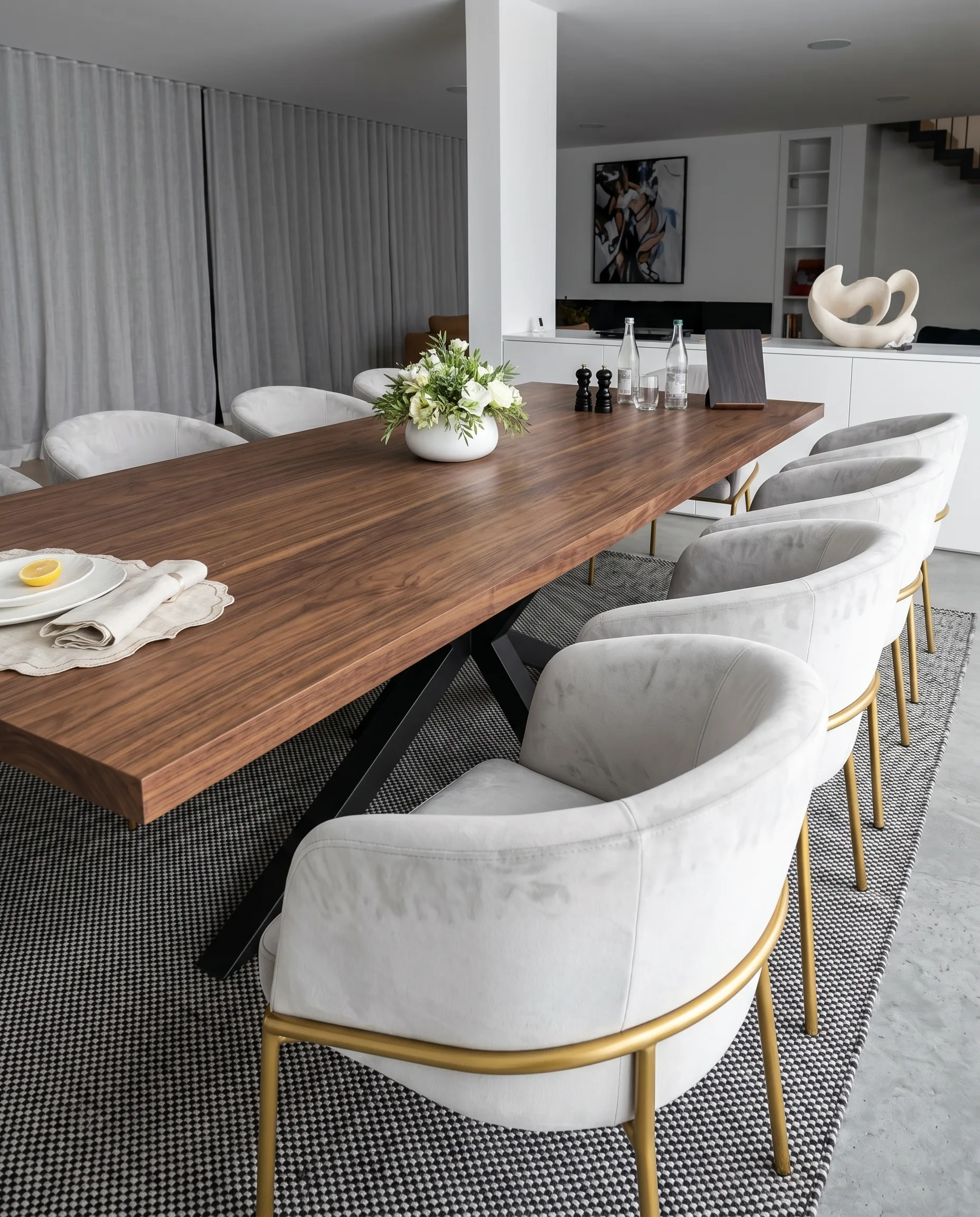 Comedor elegante en gris