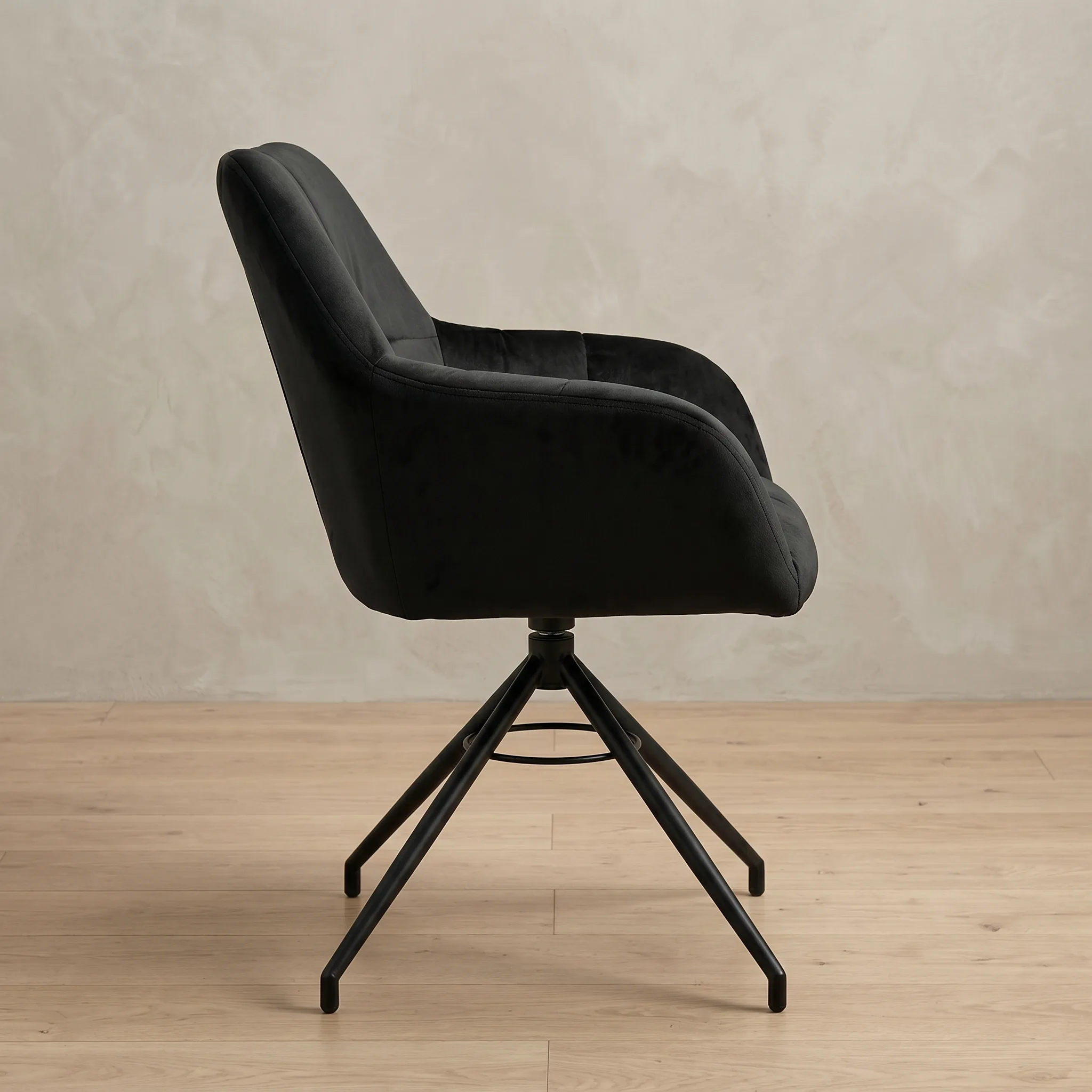 Amelie Giratoria perfil